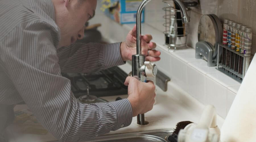 Local tankless water heater installation in Potosi, MO